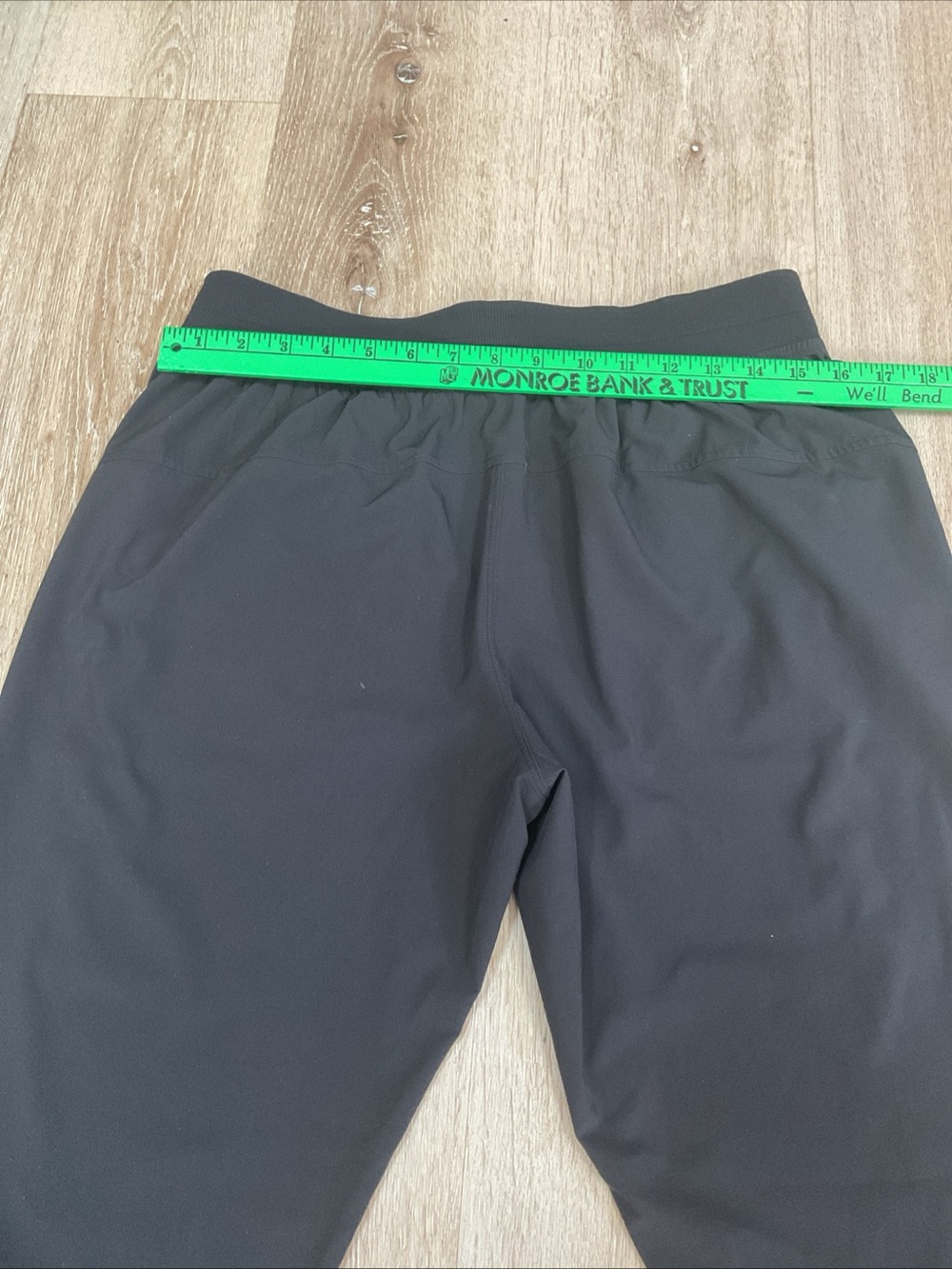 lululemon athletica - Men's Black Jogger Sweatpants - Men’s Size Medium - Picture 5 of 11